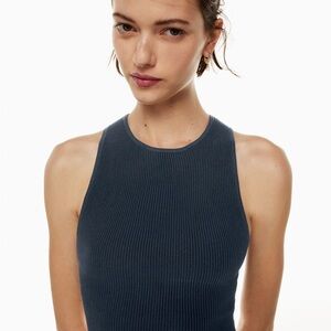 Aritzia Babaton Sculpt Knit Racer Crop Tank